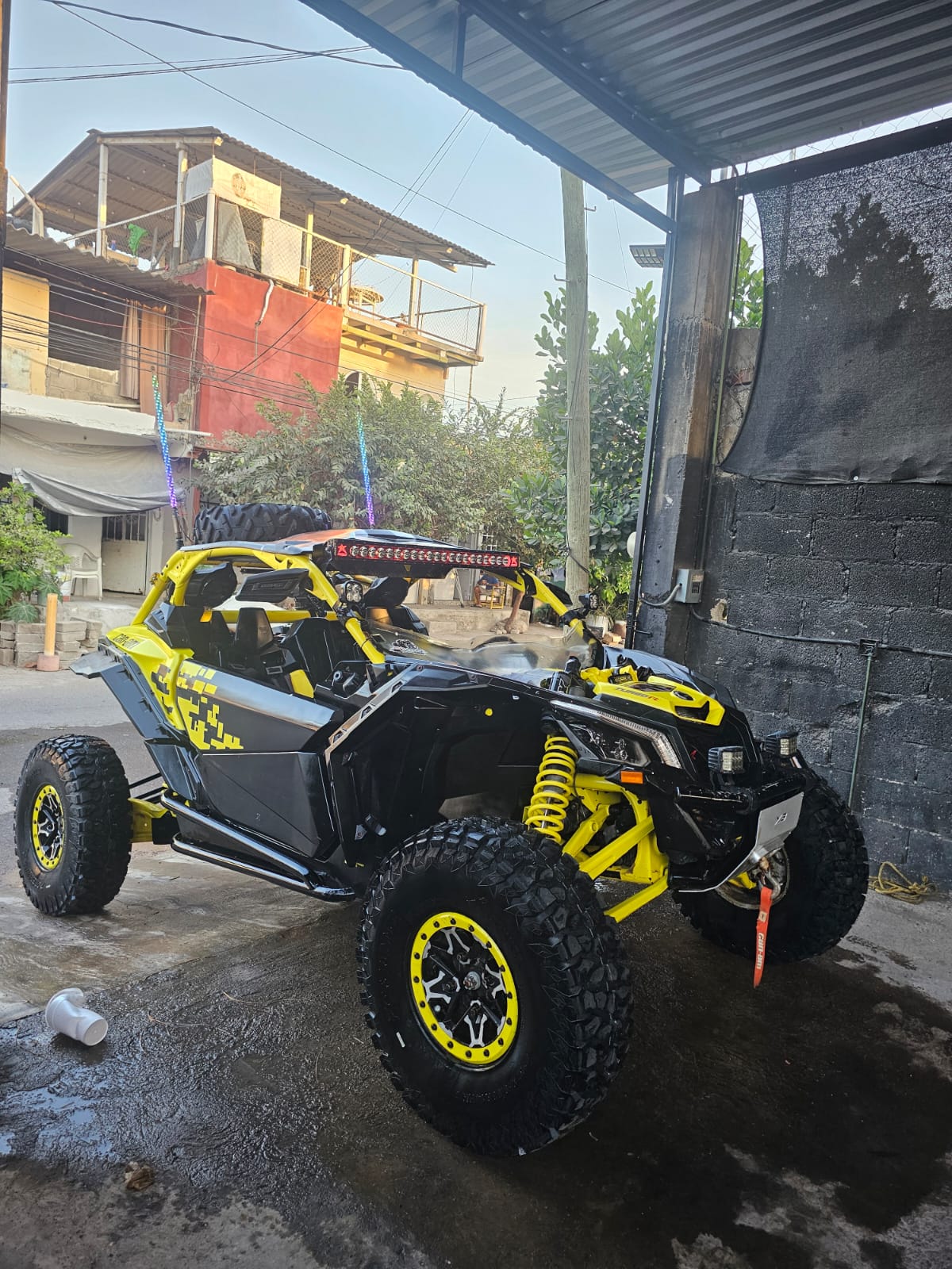 Can-Am MXR
